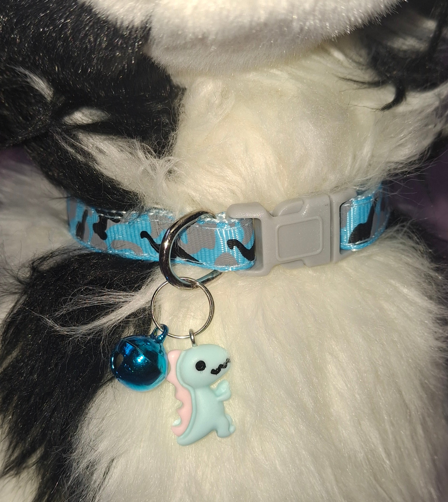 Dinosaur Collar